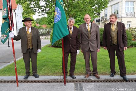 Čebela velikanka potuje po Kamniku (18)